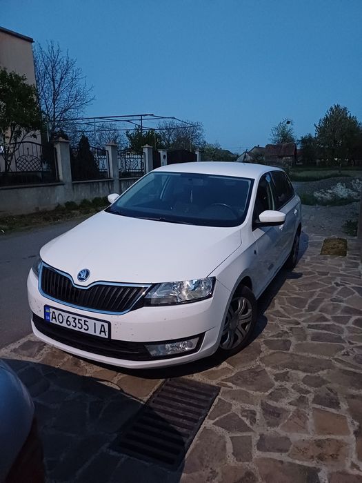 Авто в Оренду Skoda Rapid