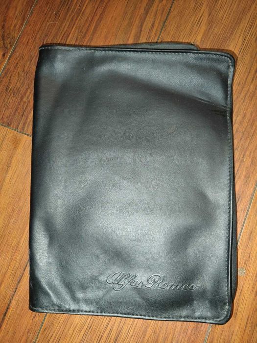 Etui Alfa Romeo na książkę serwisową instrukcje