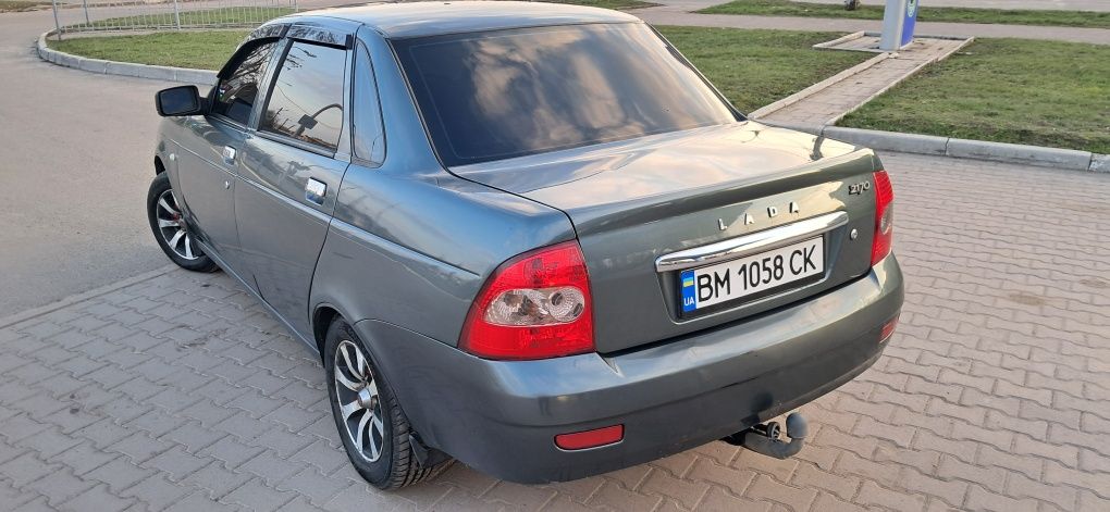 Продам Лада Приора