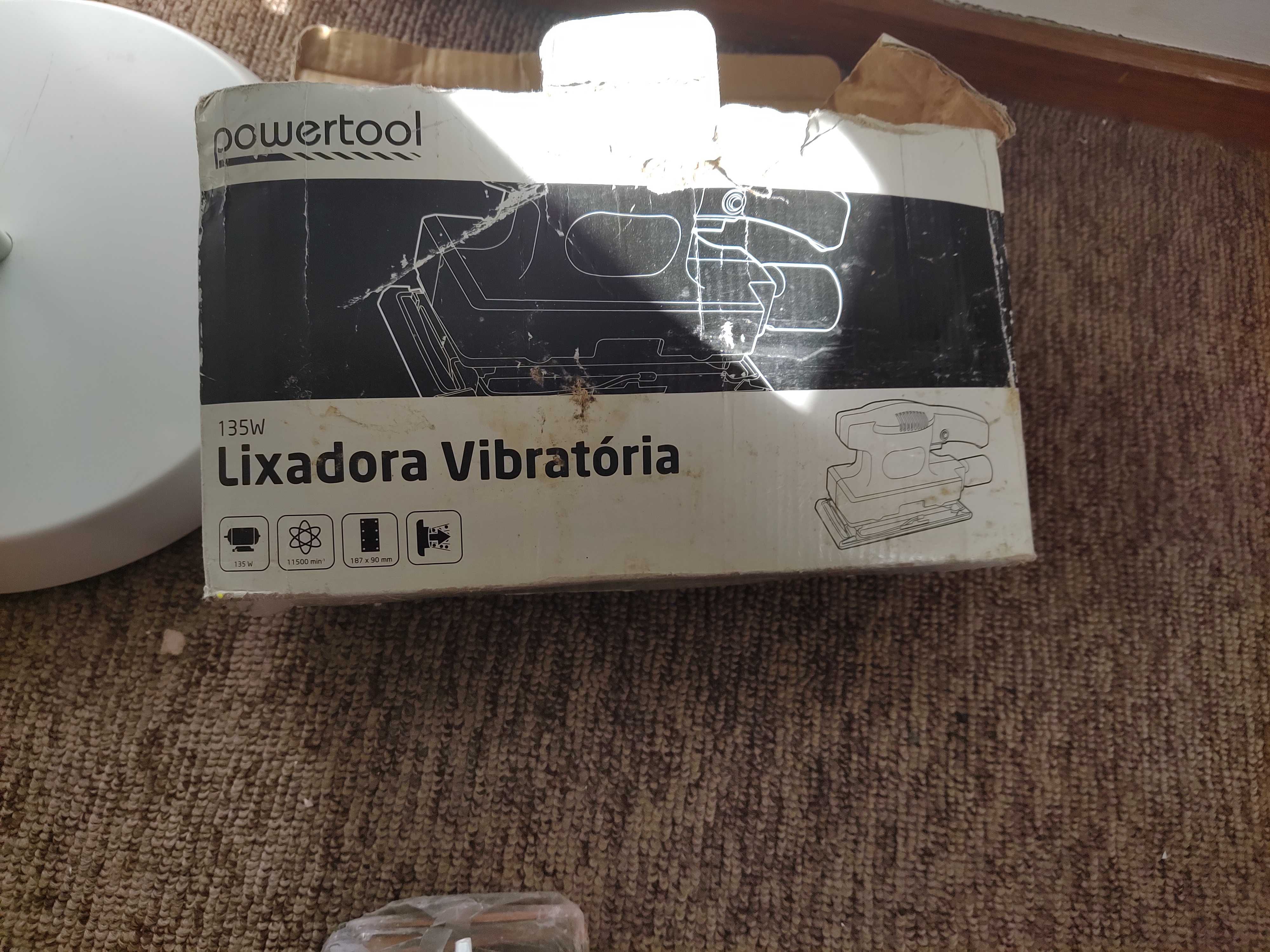 Lixadora vibratória