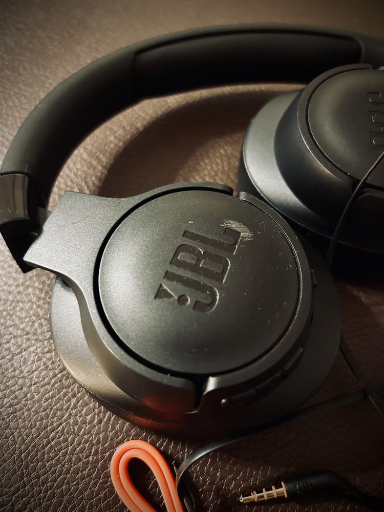 Słuchawki JBL Tune700BT