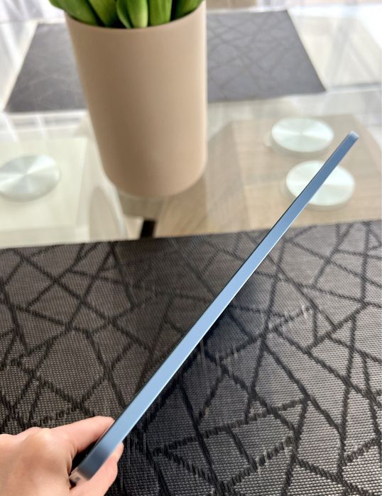 Планшет Apple iPad Air 2022 Wi-Fi 64GB