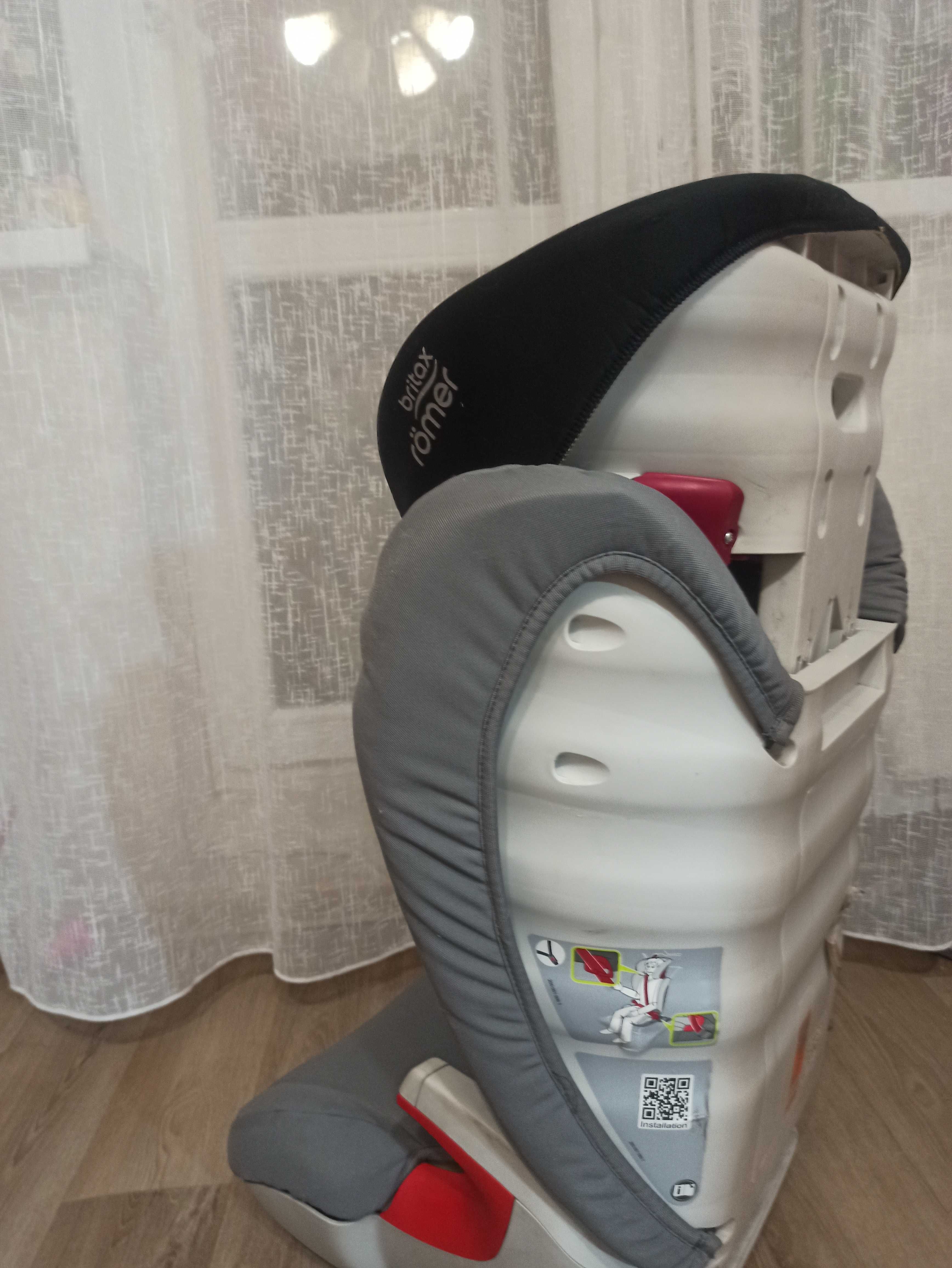 Дитяче автокрісло Remer britax 15-36 кг