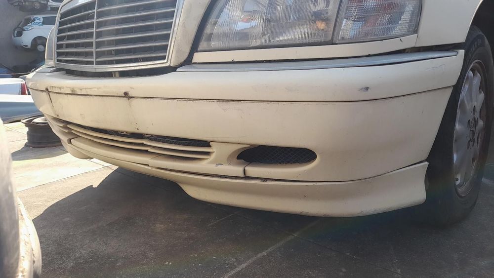 Pára-choques frente MERCEDES-BENZ Classe C (W202)