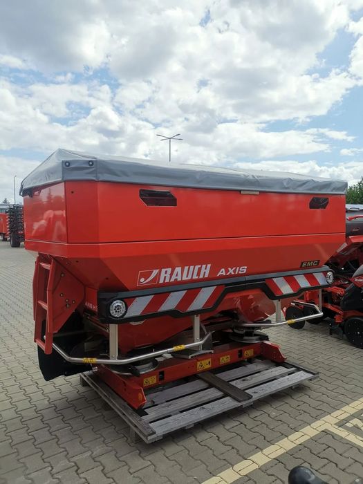 RAUCH Rozsiewacz nawozu RAUCH AXIS dostępny od ręki!  Rozsiewacz nawozu RAUCH AXIS 50.2 H EMC V DOSTĘPNE OD RĘKI! (KMK Agro)
