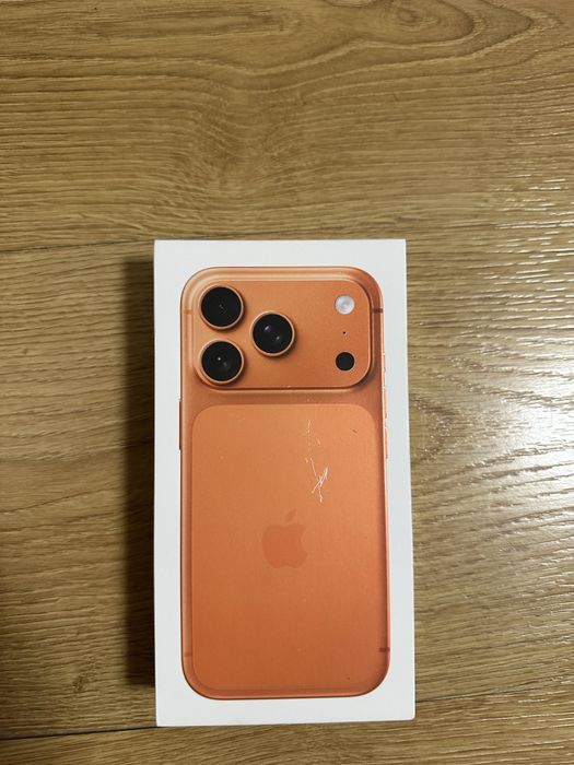 Apple iPhone 17 Pro 256 cosmic orange e-sim (usa)