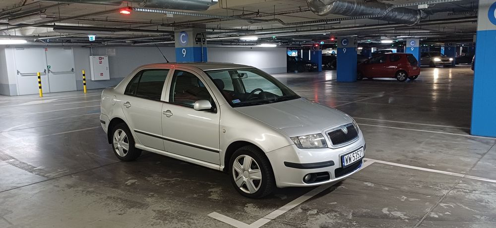 Skoda fabia 2004 1.2 rezerwacja do 20:00