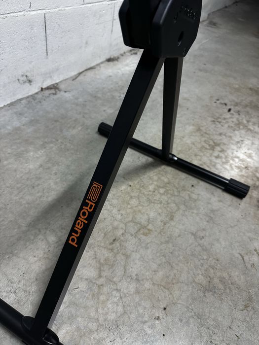 Suporte Teclado Roland