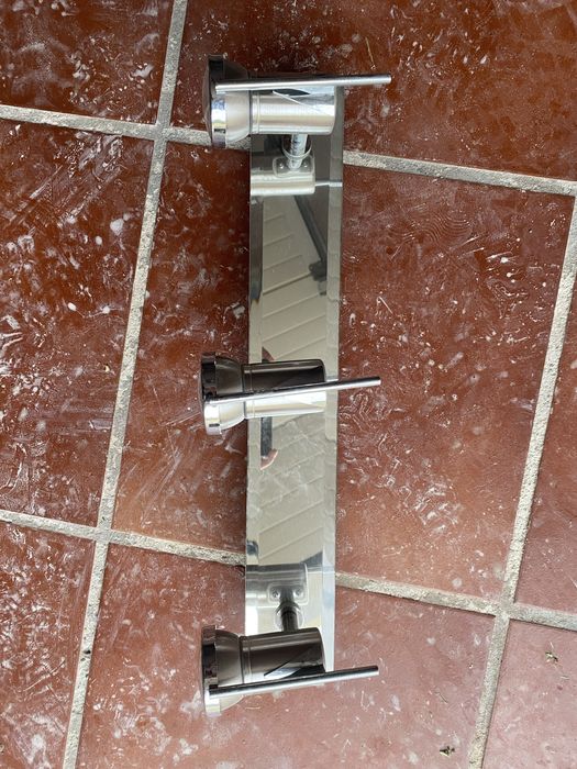 Candeeiro de tecto com 4 focos