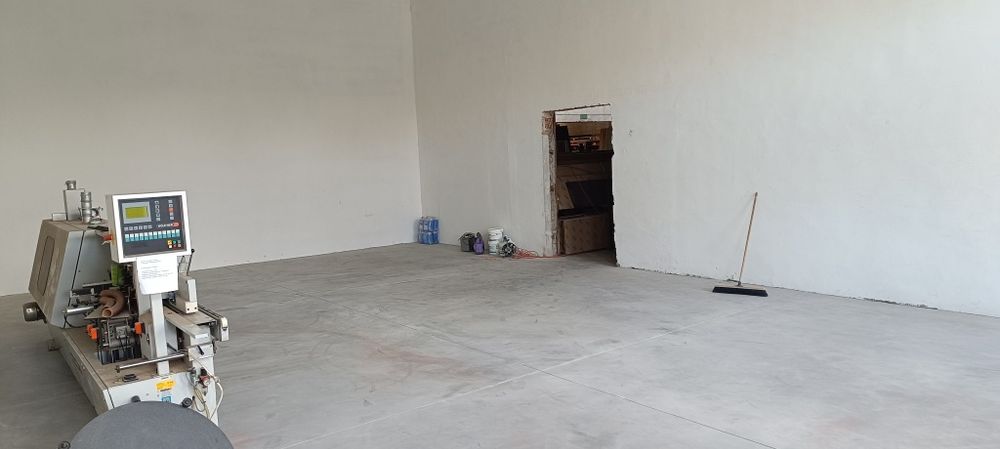 Pomieszczenie magazynowe sklep z parkingiem w centrum Radomia