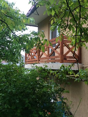 Деревяні балкони