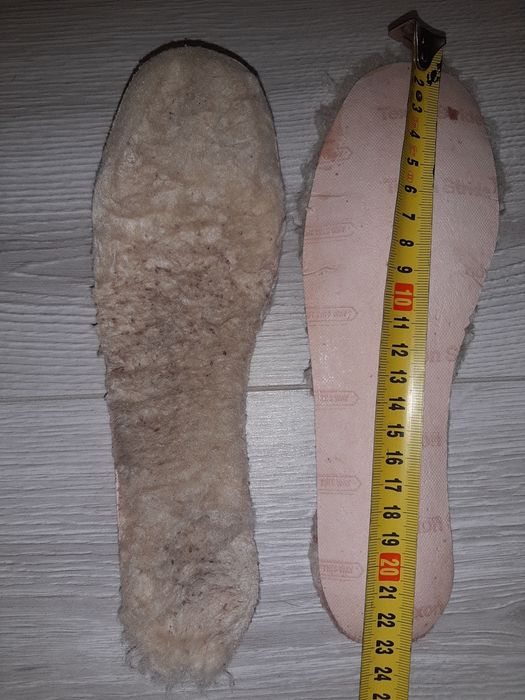 Продам зимние ботиночки женские