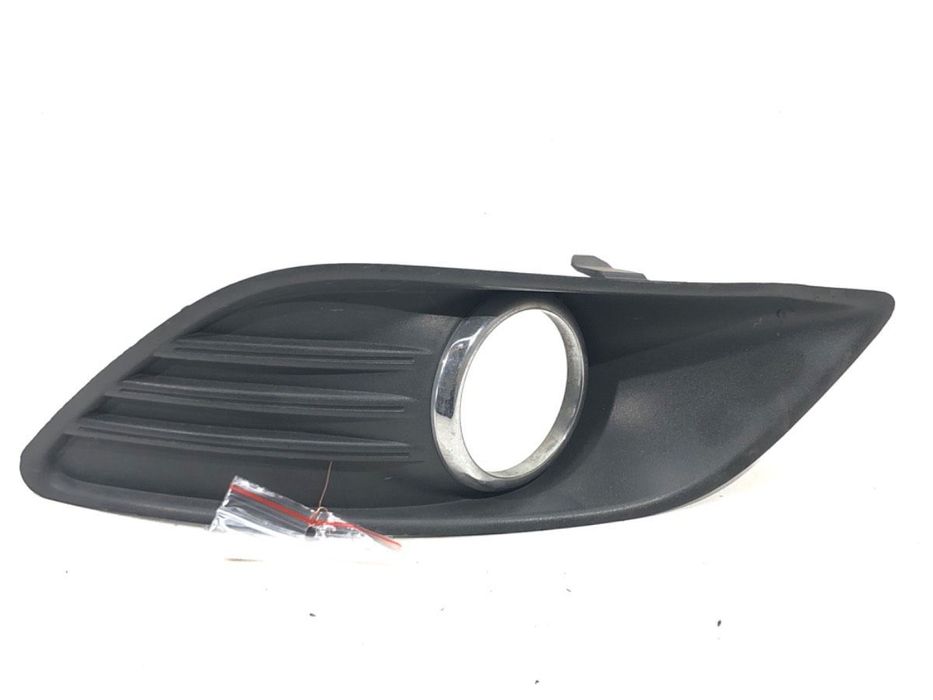 KRATKA ZDERZAKA PRZÓD PRAWA - 45.00 PLN - FORD FOCUS II (DA_, HCP, DP) 2004 - 2013  8M51-R19952-A