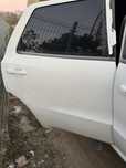 prawe tylnie drzwi do Dodge Durango