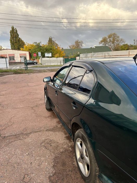 Skoda octavia tour 1.6mpi газ/бензин