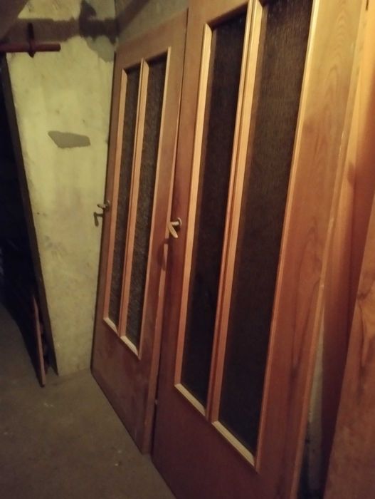 Sprzedam drzwi wewnętrzne.