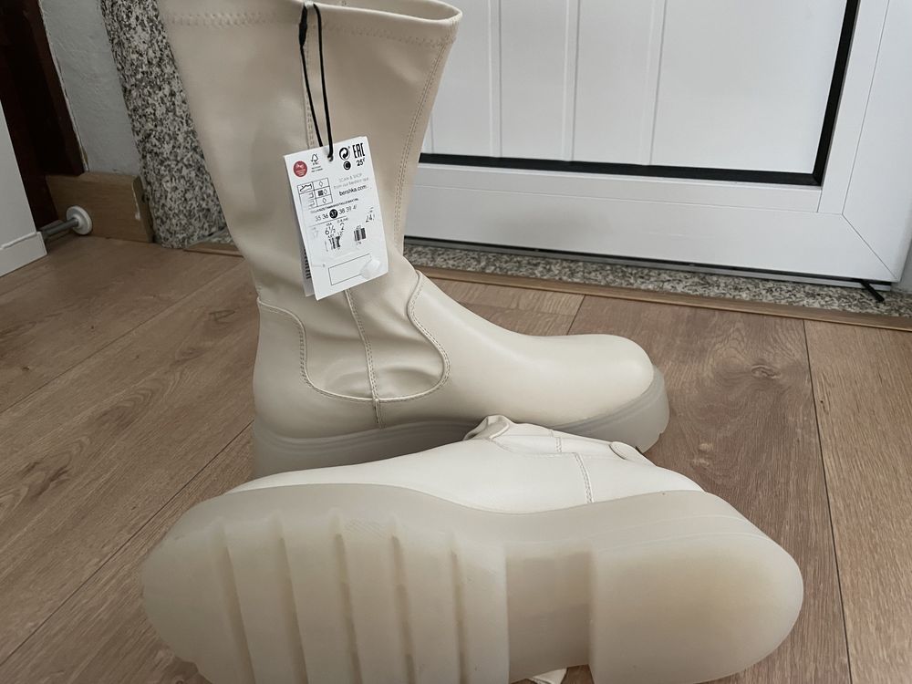 Bota Branca Bershka 37