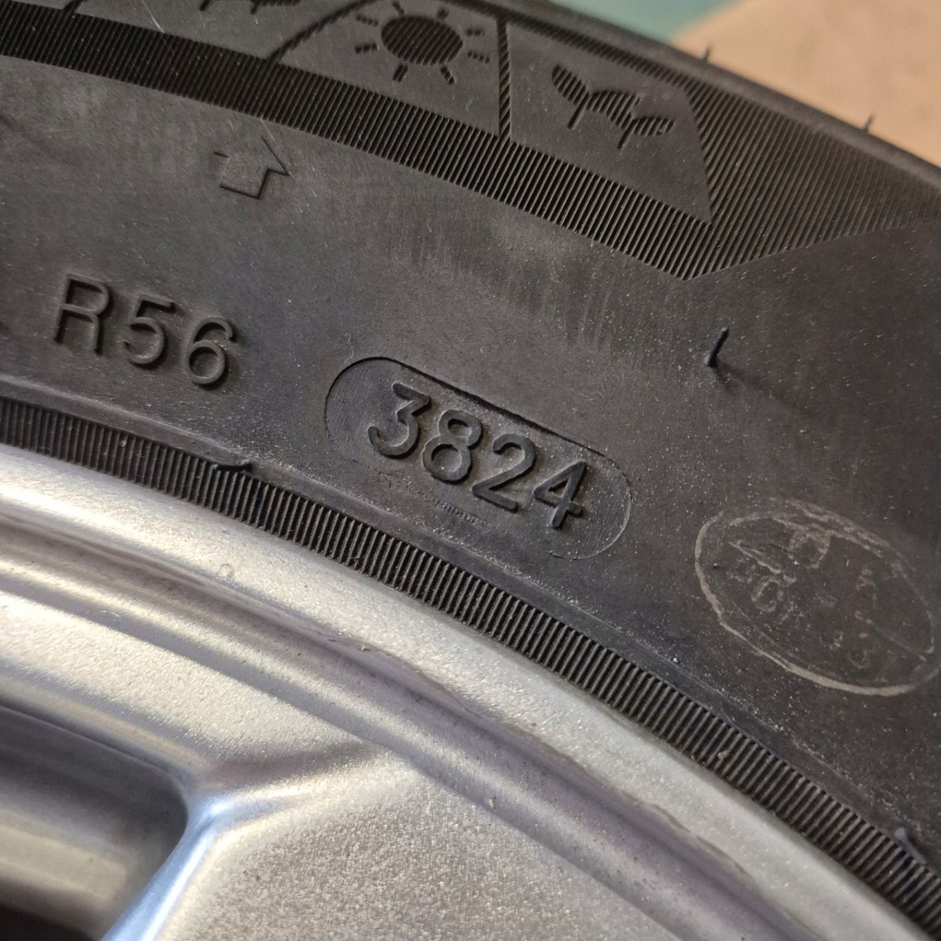 CAŁOROCZNE KOŁA 15 ORYGINAŁ TOYOTA YARIS i20 SWIFT RIO 195/60 R15