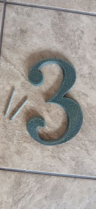 Numer na dom 3 metal