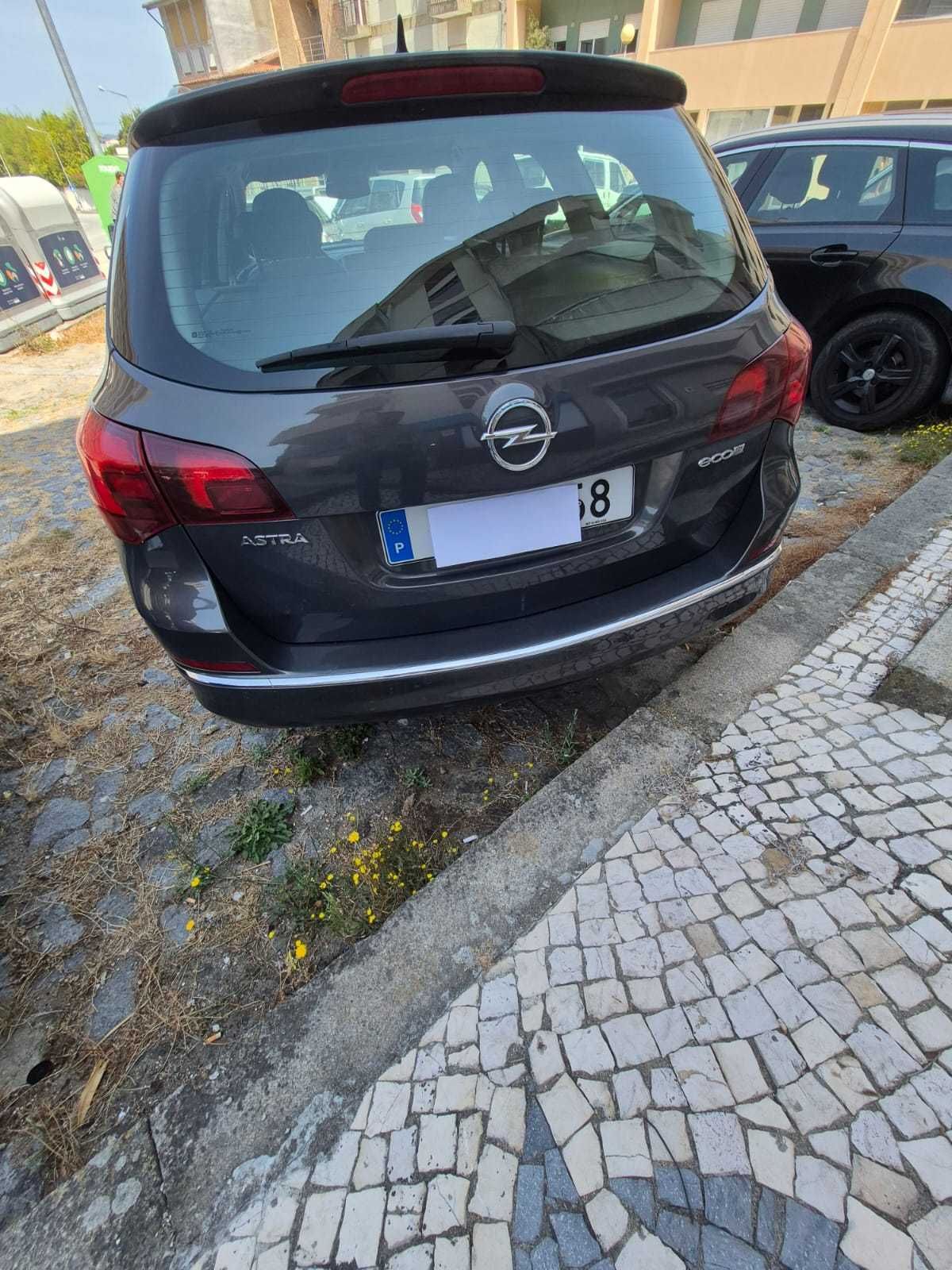 Opel Astra TOURER 2015