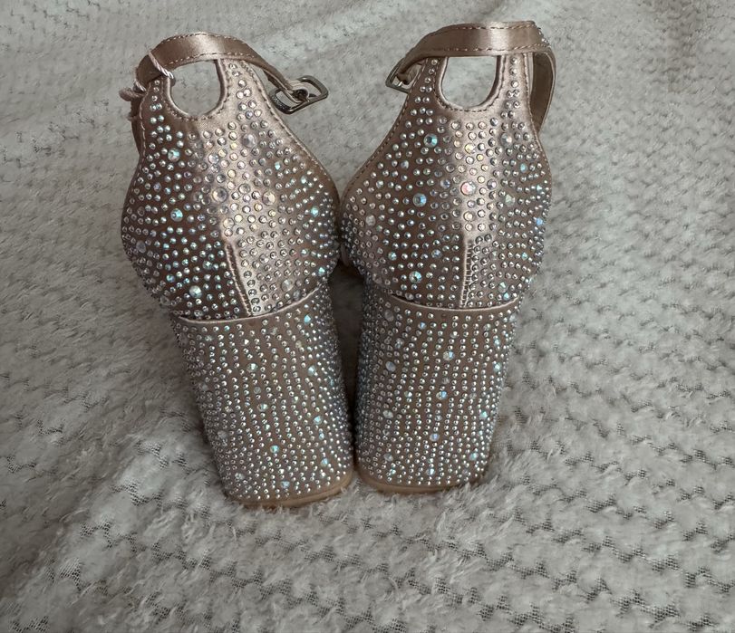 Nowe czółenka obcasy z kryształkami wysokie buty sandały wesele