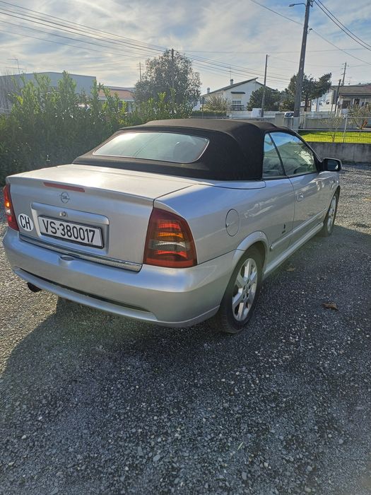 Vendo opel descapotável 2004 bom estado  matricula Suíça, sem document