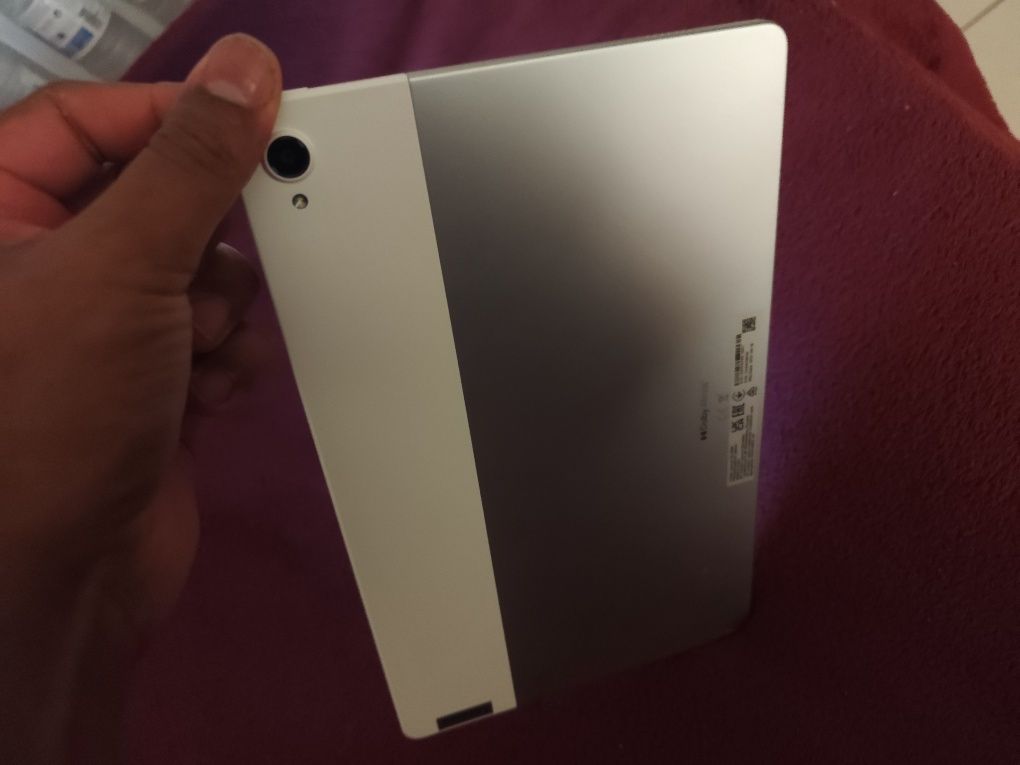 Vendo tab 11 da Lenovo esta em ótima qualidade.