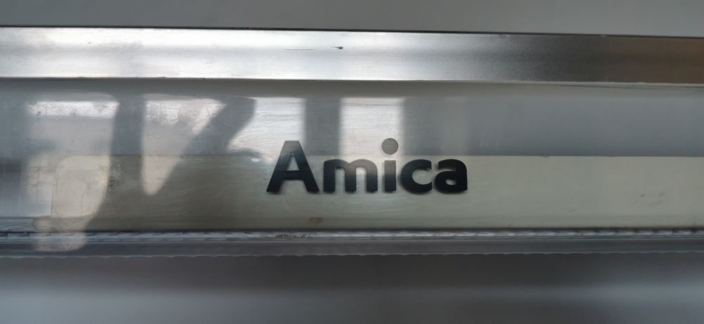 Lodówka Amica pod zabudowę