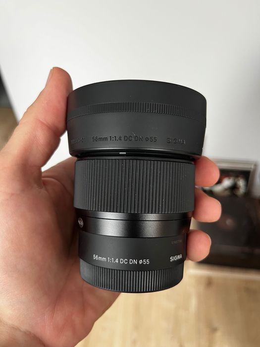 Aparat Sony a6000 plus obiektywy Sigma 16mm 56mm