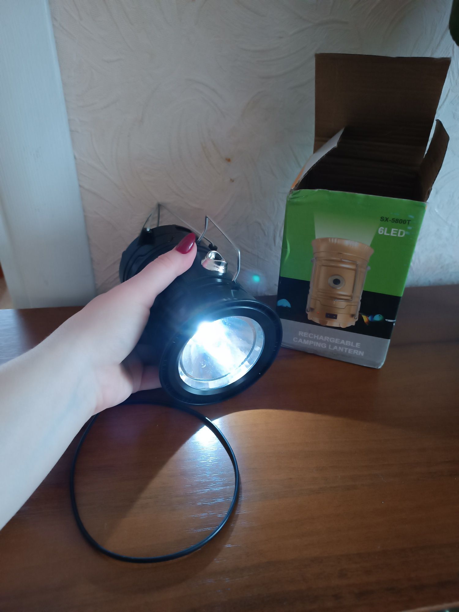Ліхтарик LED акумуляторний