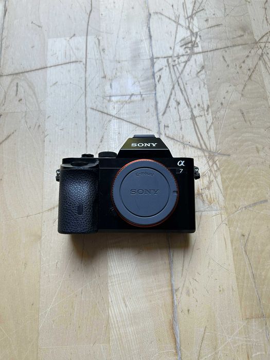 SONY Alpha A7 cyfrowy pełnoklatkowy aparat bezlusterkowy