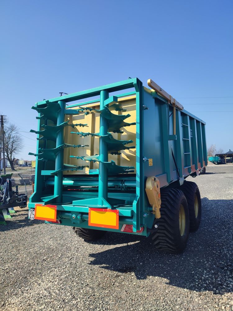 Rozrzutnik obornika Camara 20 Ton  możliwość wykonania  skrzyni w INOX