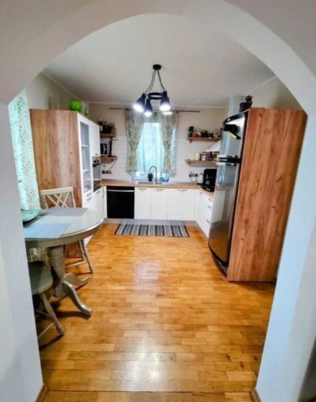 Без комісії, будинок 250м², 15 соток, 6 кімнат, басейн, теплиця, сад