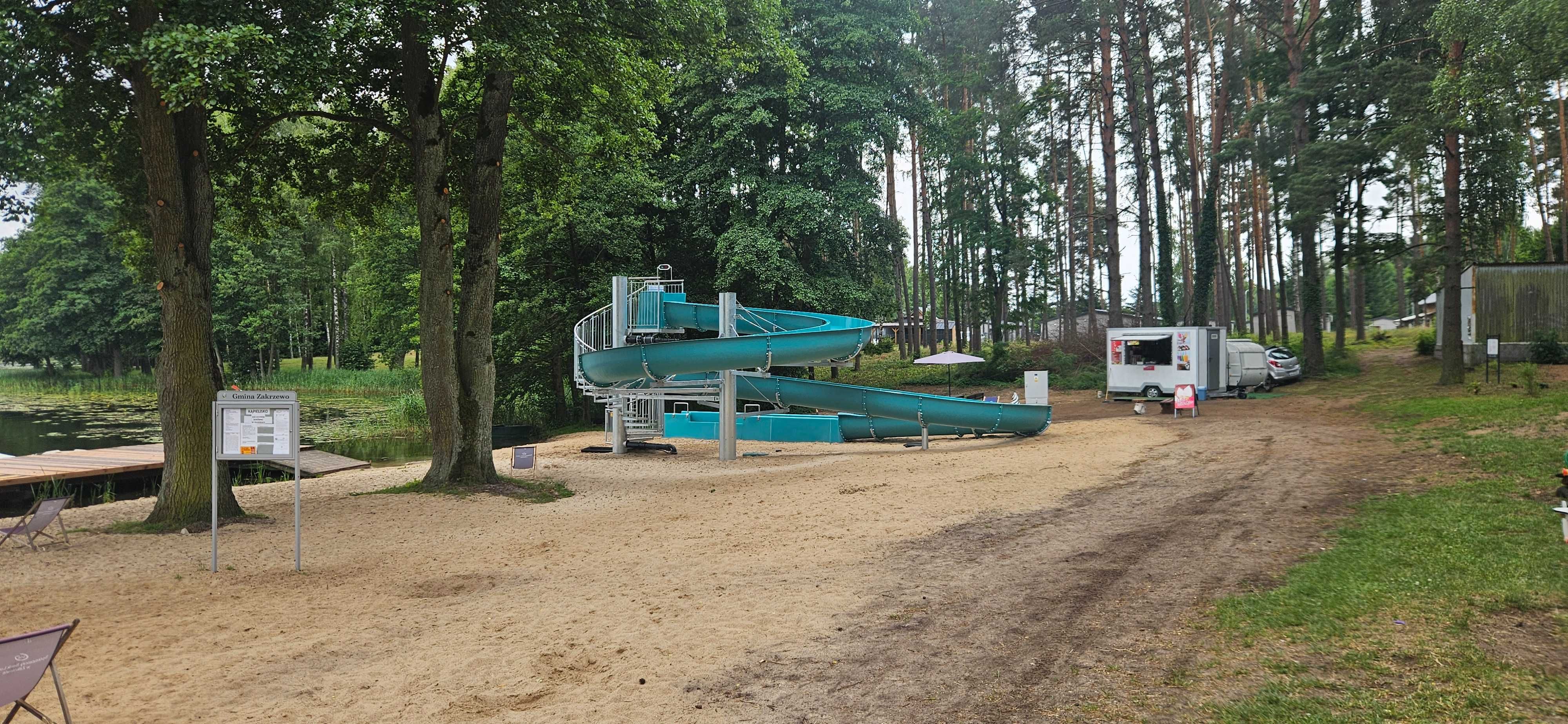 Nowy domek nad jeziorem , cisza , ryby , grzyby , las , 50 m od plazy.