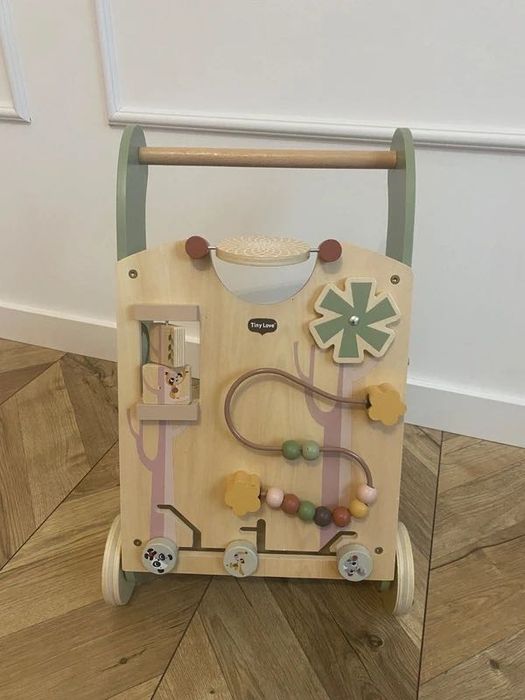 Pchacz edukacyjny Tiny Love