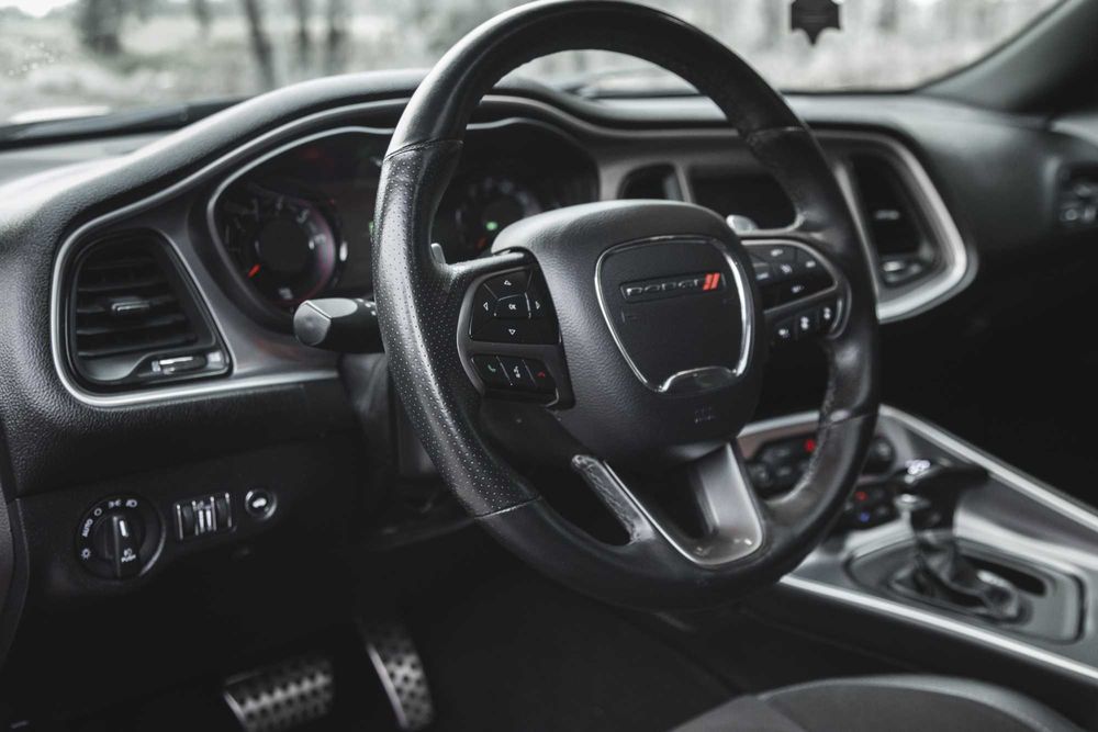 Dodge Challenger GT AWD 4x4