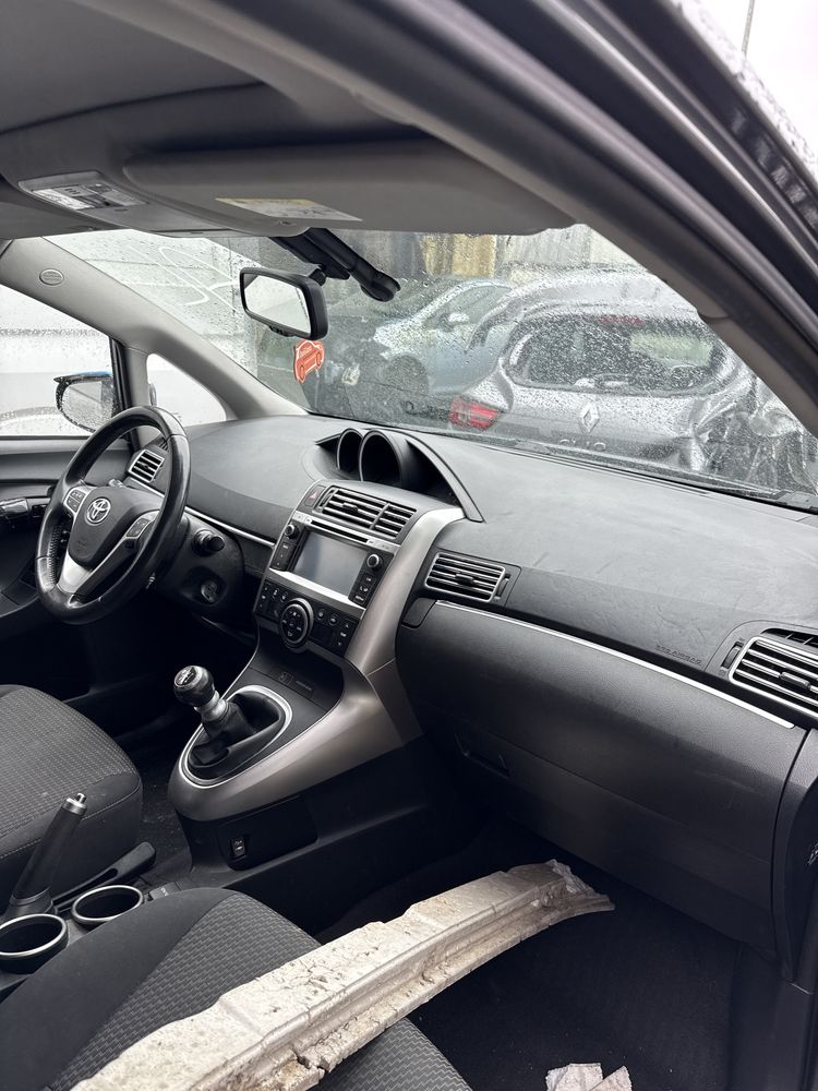Toyota verso 1.6d4D para pecas