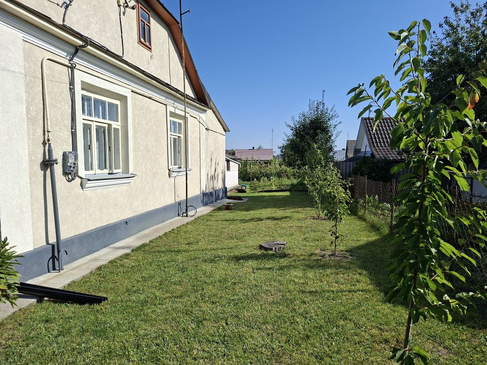 Продаж гарного доглянутого будинку