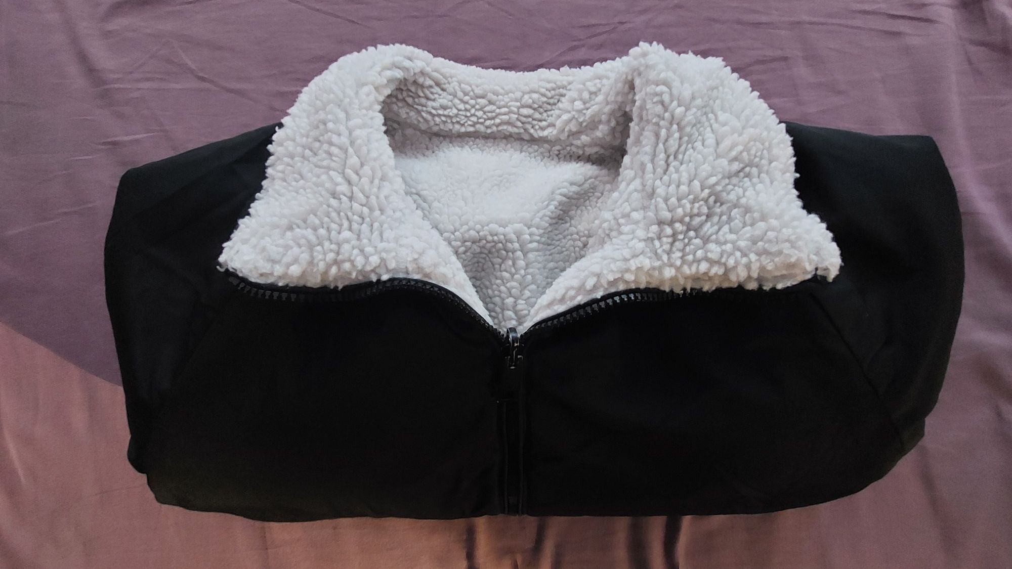 Casaco reversível M, branco e preto Pull & Bear