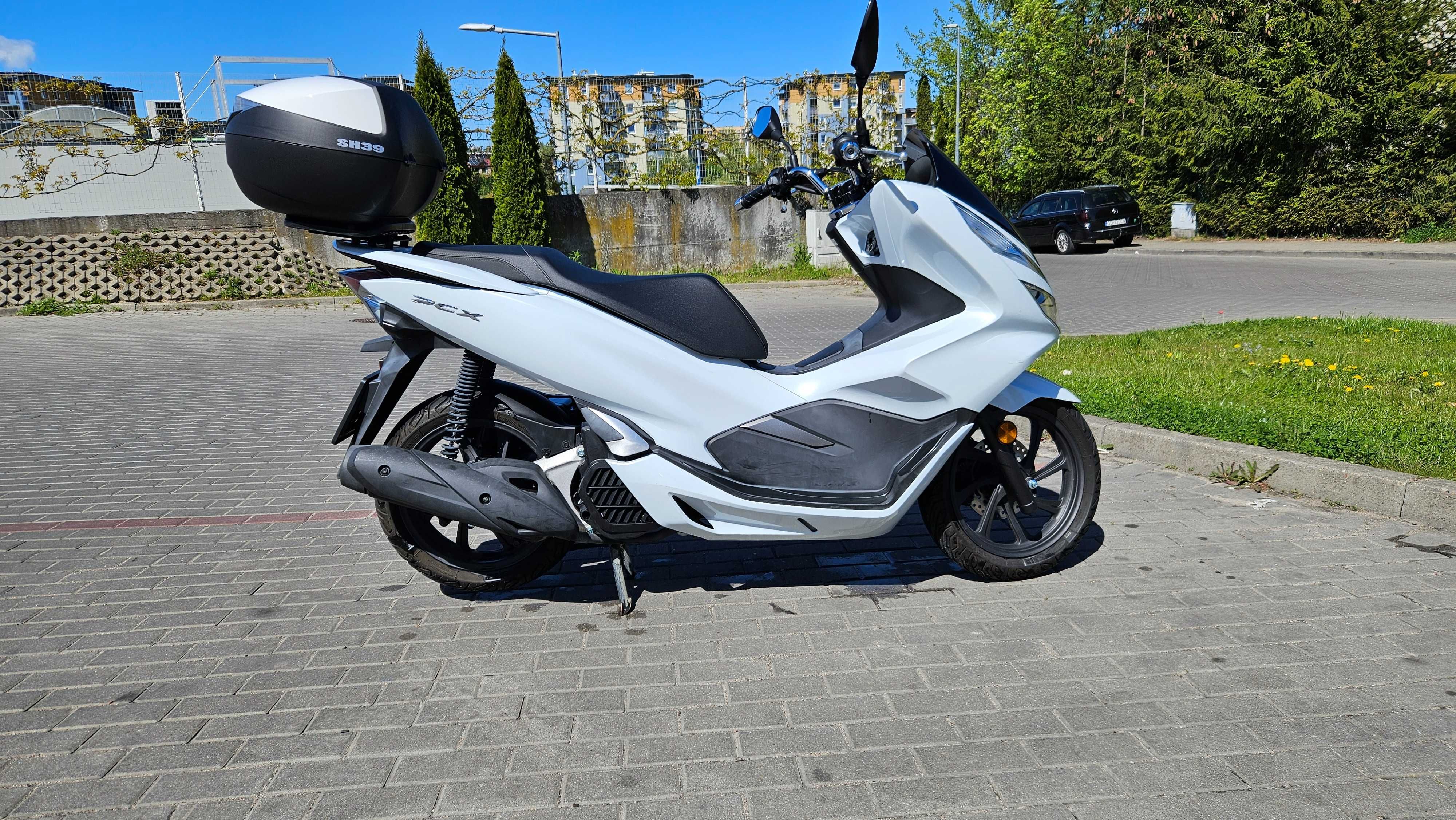 Honda PCX 125, 2020, przebieg tylko 2050 km!