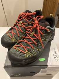 Buty Salewa Mountain Trainer Lite Coral rozm. 40