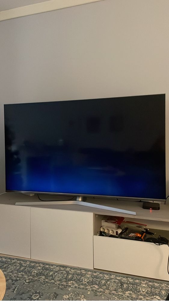 Televisão Hisense ou peças de TVH65U8B 65″ ! Não da imagem
