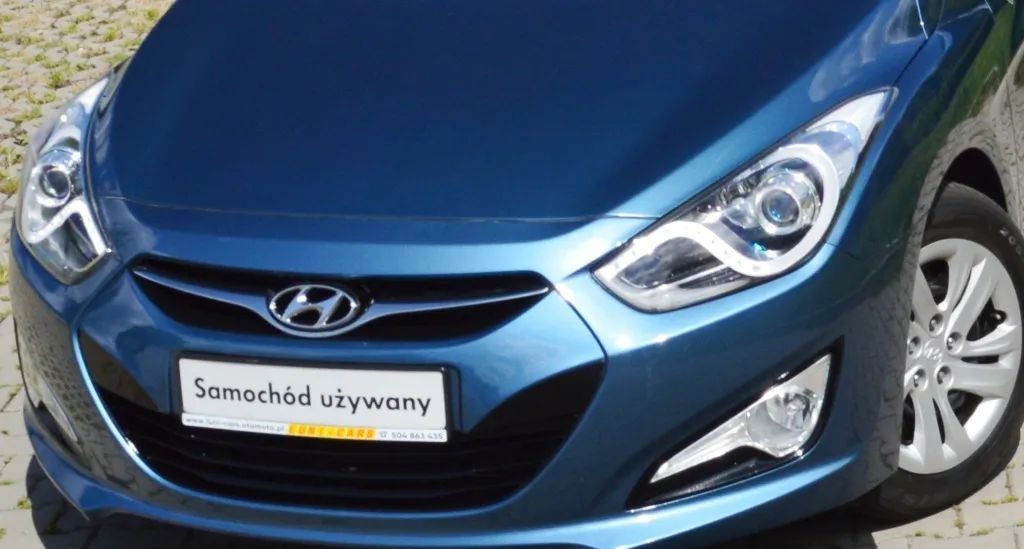 Hyundai i40 / Pojazd Sprzedajemy z Gwarancją ASO na ROK / NAVI / GSM /