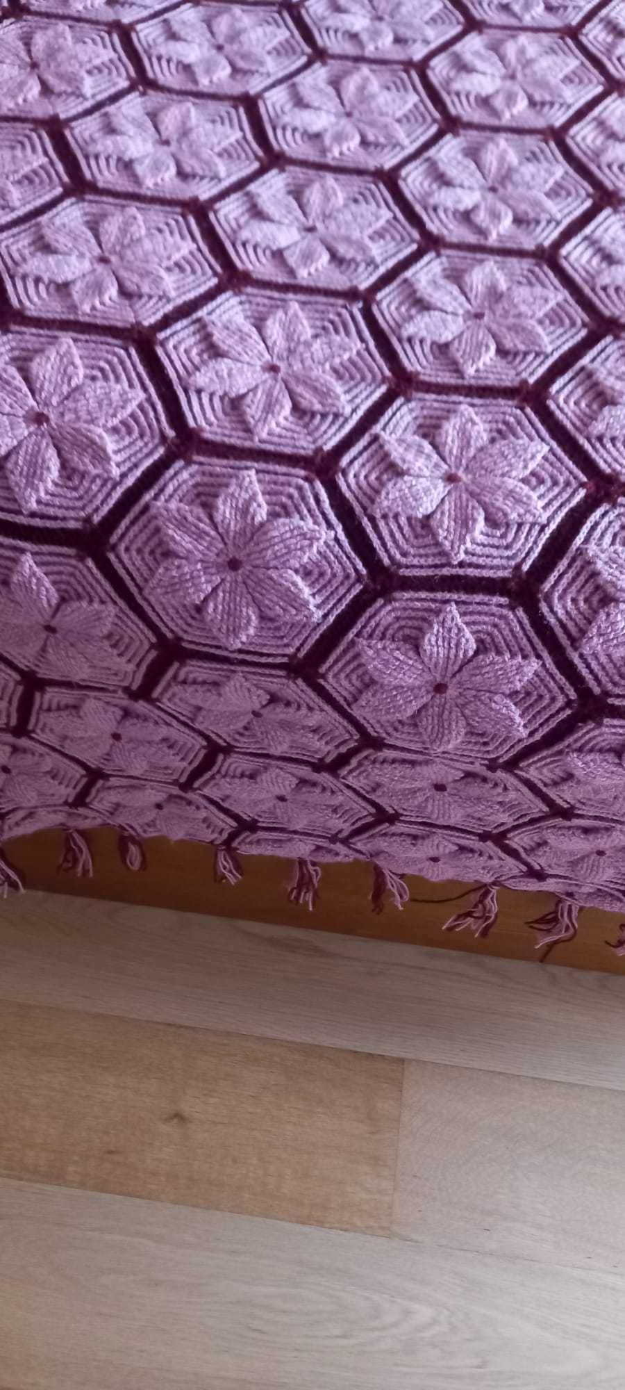 Colcha de lã feita à mão