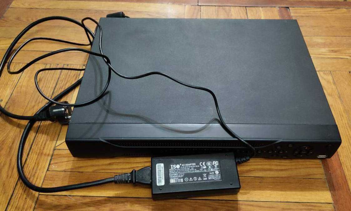 Продам видеорегистратор DVR0804LE-A