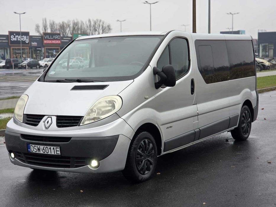 Bus 9 osobowy Renault Trafic LONG 2.0 dCi
