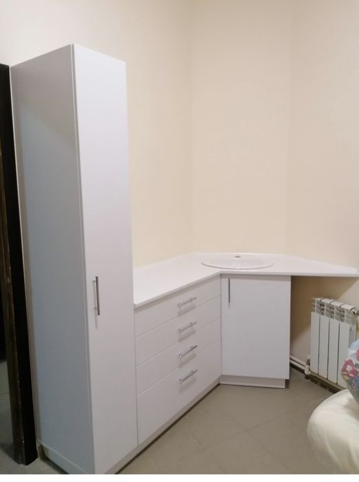 Кухня уголок шкаф мойка столешница