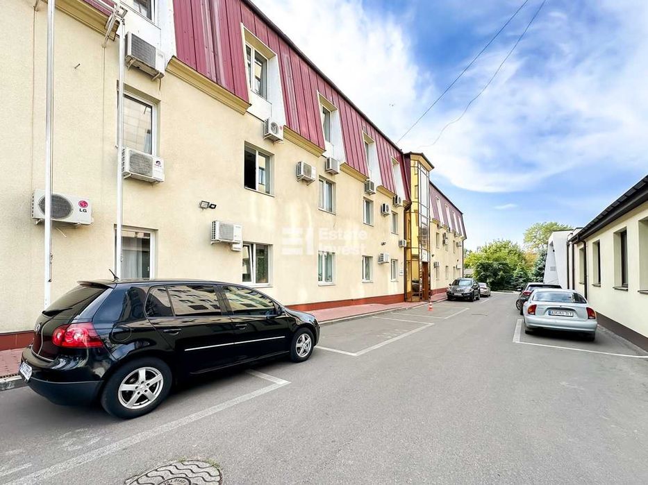 Продаж ОСЗ у самому бізнес-центрі міста, по вул. Космічна, 12