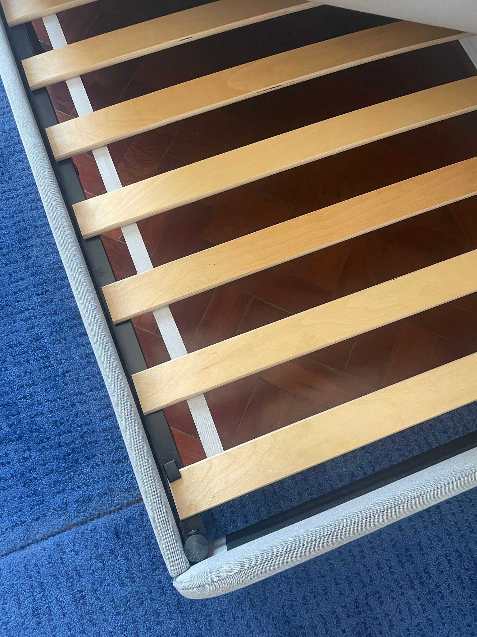 armação de cama (Bed frame)