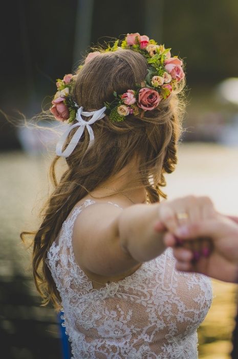 Suknia ślubna, francuska koronka